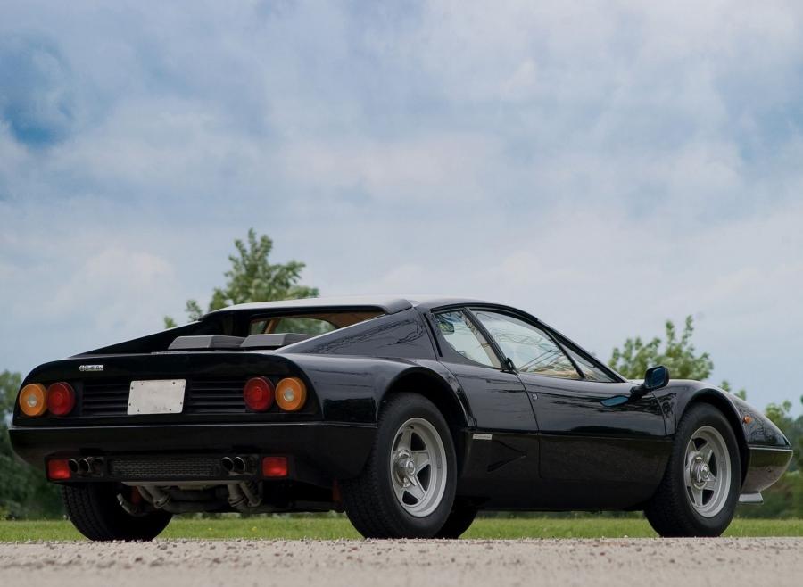  Ferrari 512 BBi 1981 года  (фото 3 из 31)